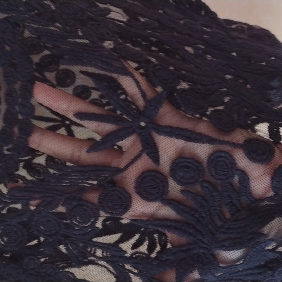 2️⃣ for 🔟 Suzy Shier sheer lace black tank top size L - Picture 2 of 11